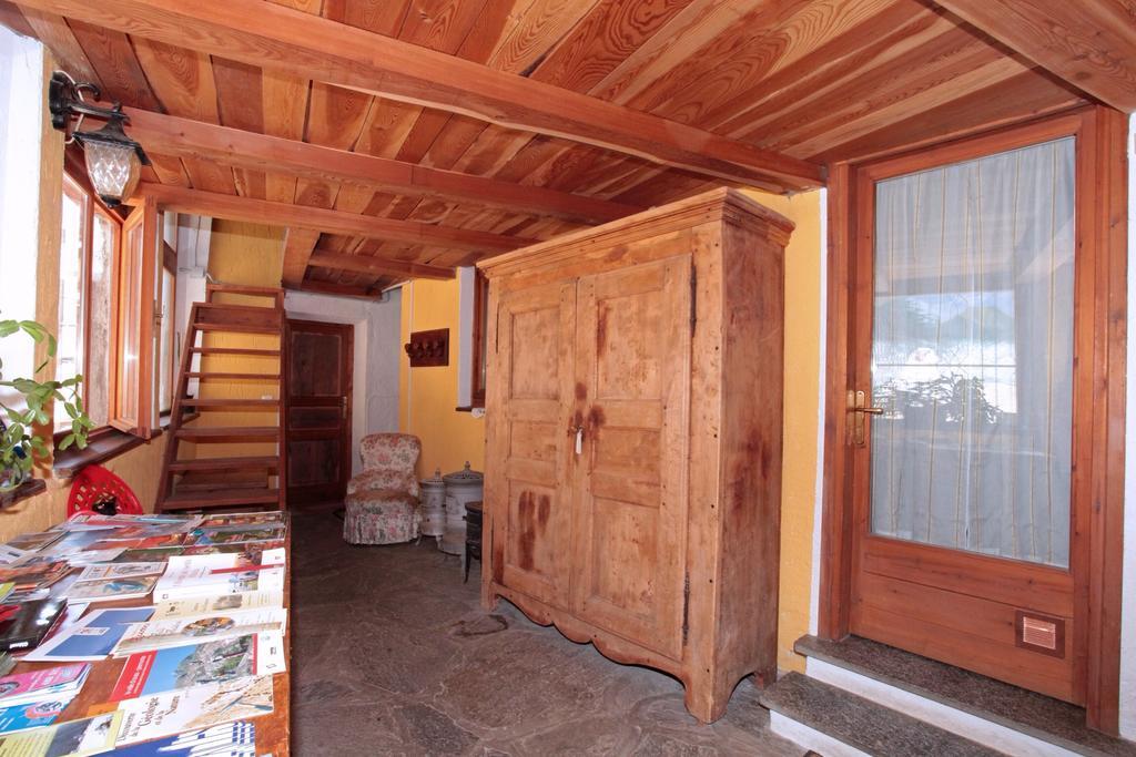 La Placette - Albergo Diffuso E Trattoria Usseaux Quarto foto