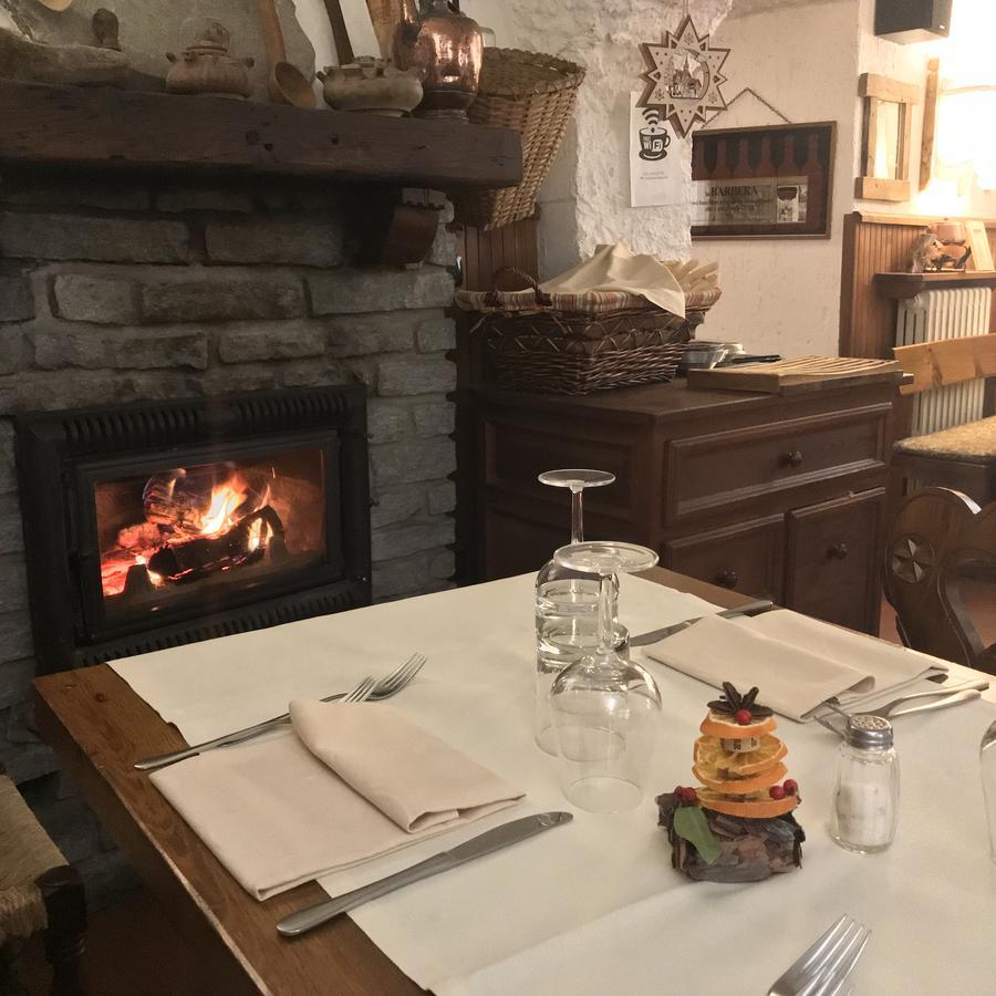 La Placette - Albergo Diffuso E Trattoria Usseaux Exterior foto